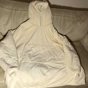 The Comfy Wearable Sherpa Blanket Hoodie. Like new! Barely worn. One size